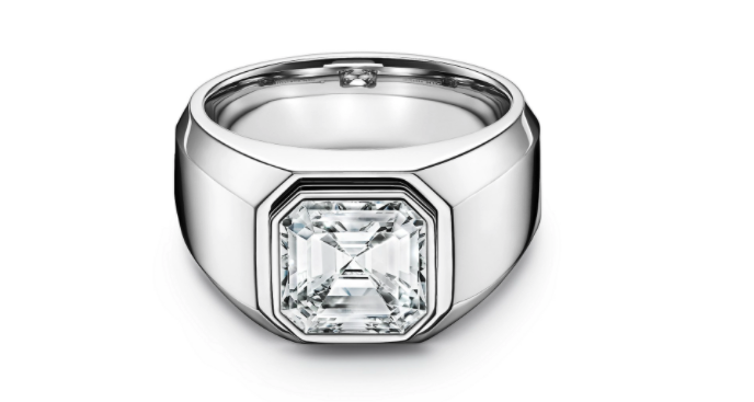 Anillo de compromiso en platino de Tiffany