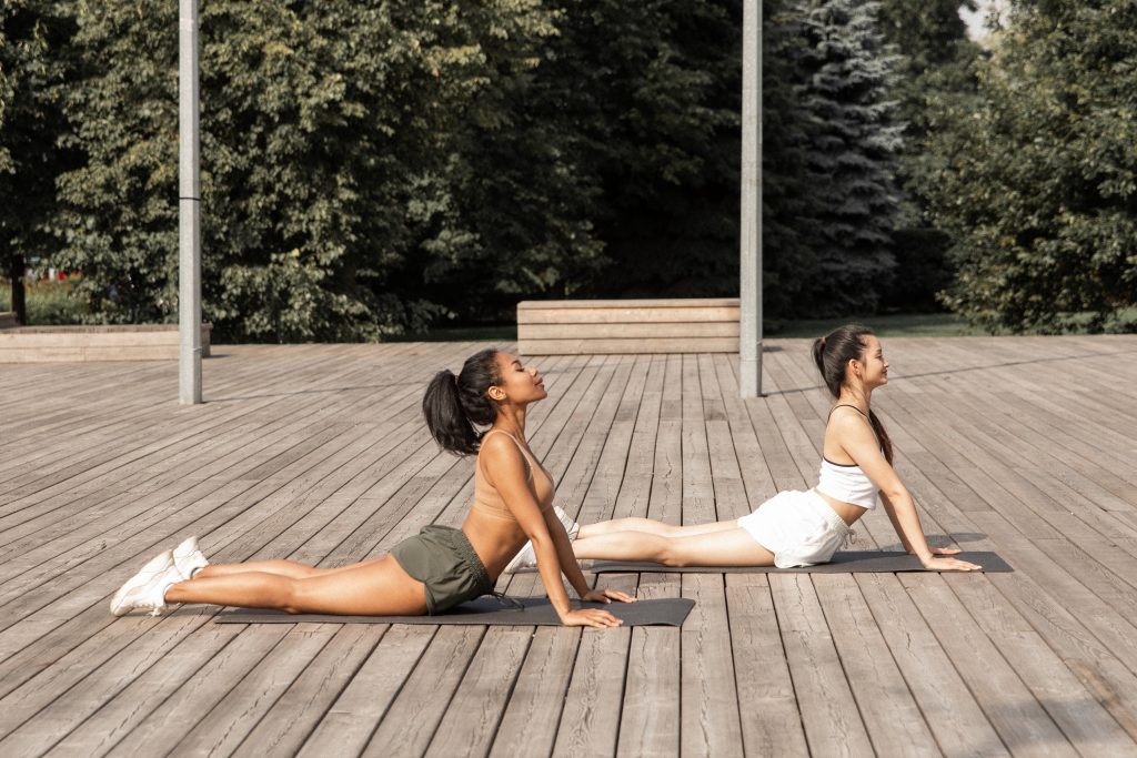 Bhujangasana yoga