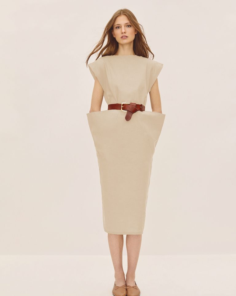 Vestido estructurado / Foto: IQ Collection