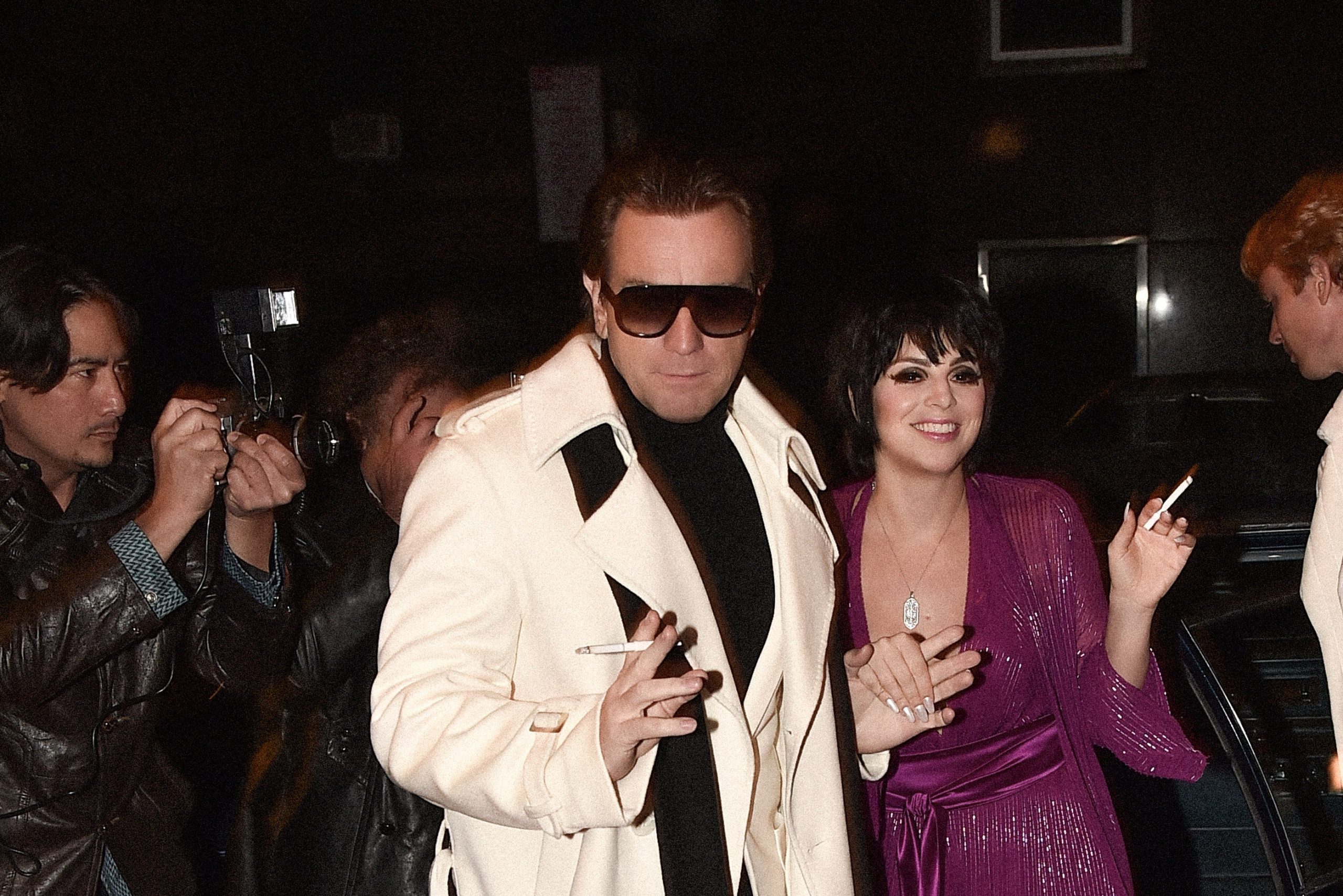 Halston y Lizza Minnelli entrando en Studio 54 / Foto: Netflix