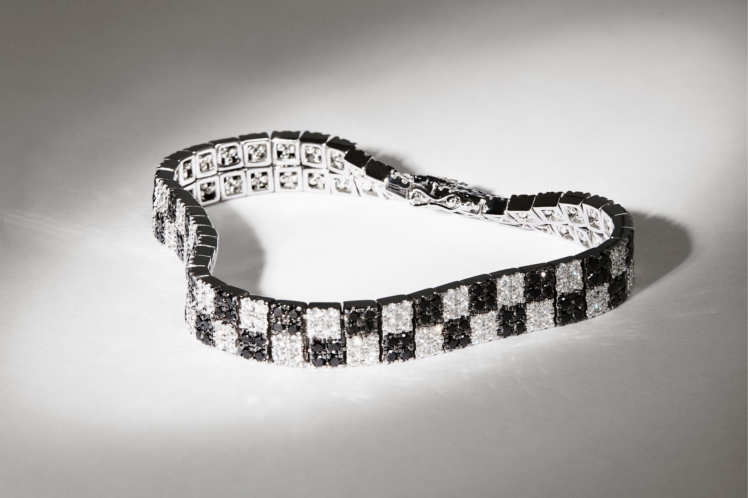Una de las pulseras de la colección / Foto: Suarez