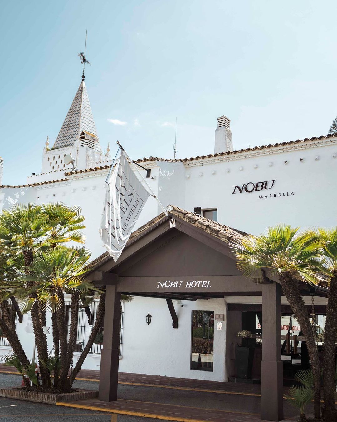 Fachada de Nobu Marbella / Foto: @nobumarbella