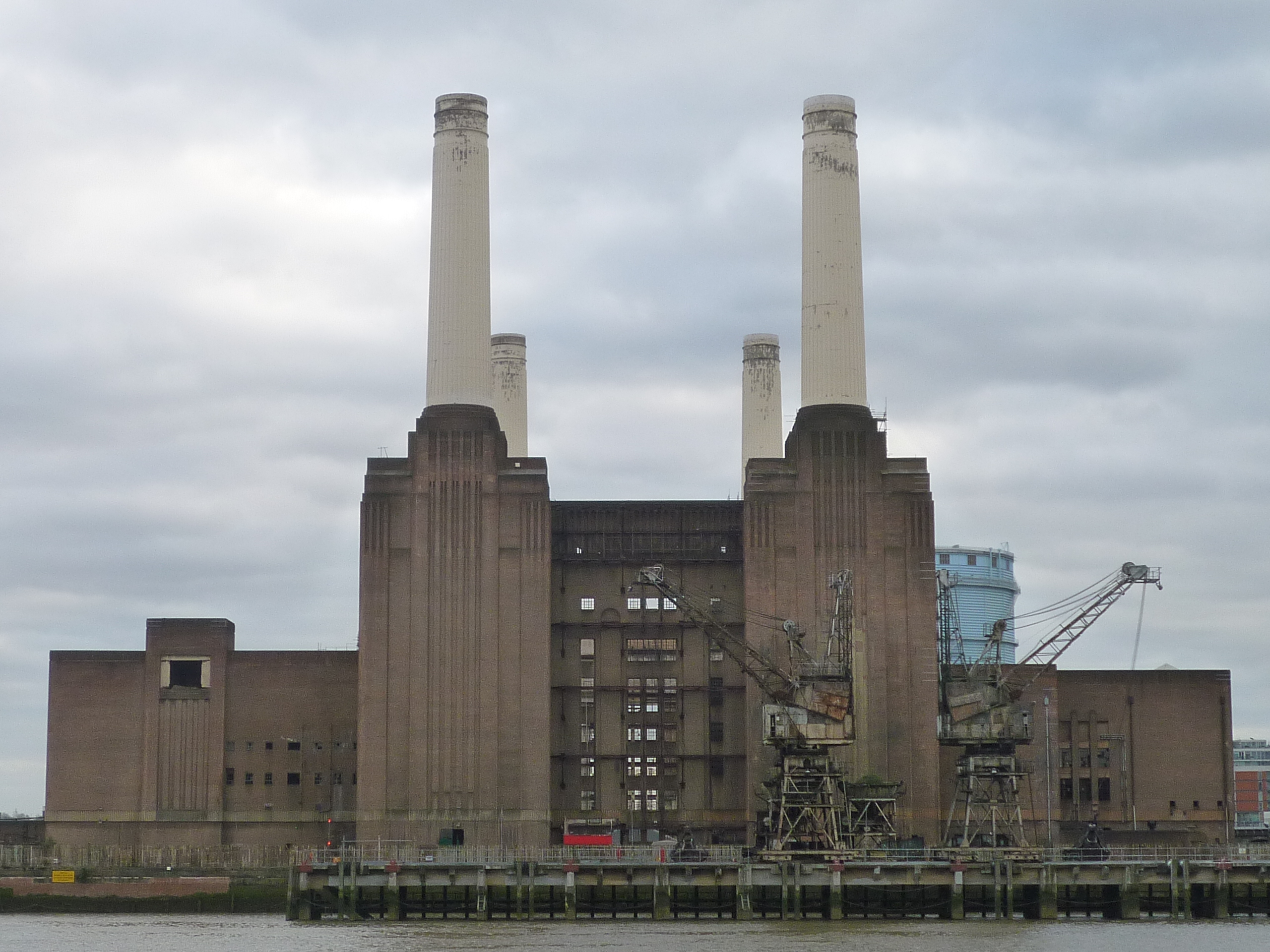 Planta el&eacute;ctrica de Battersea de Londres