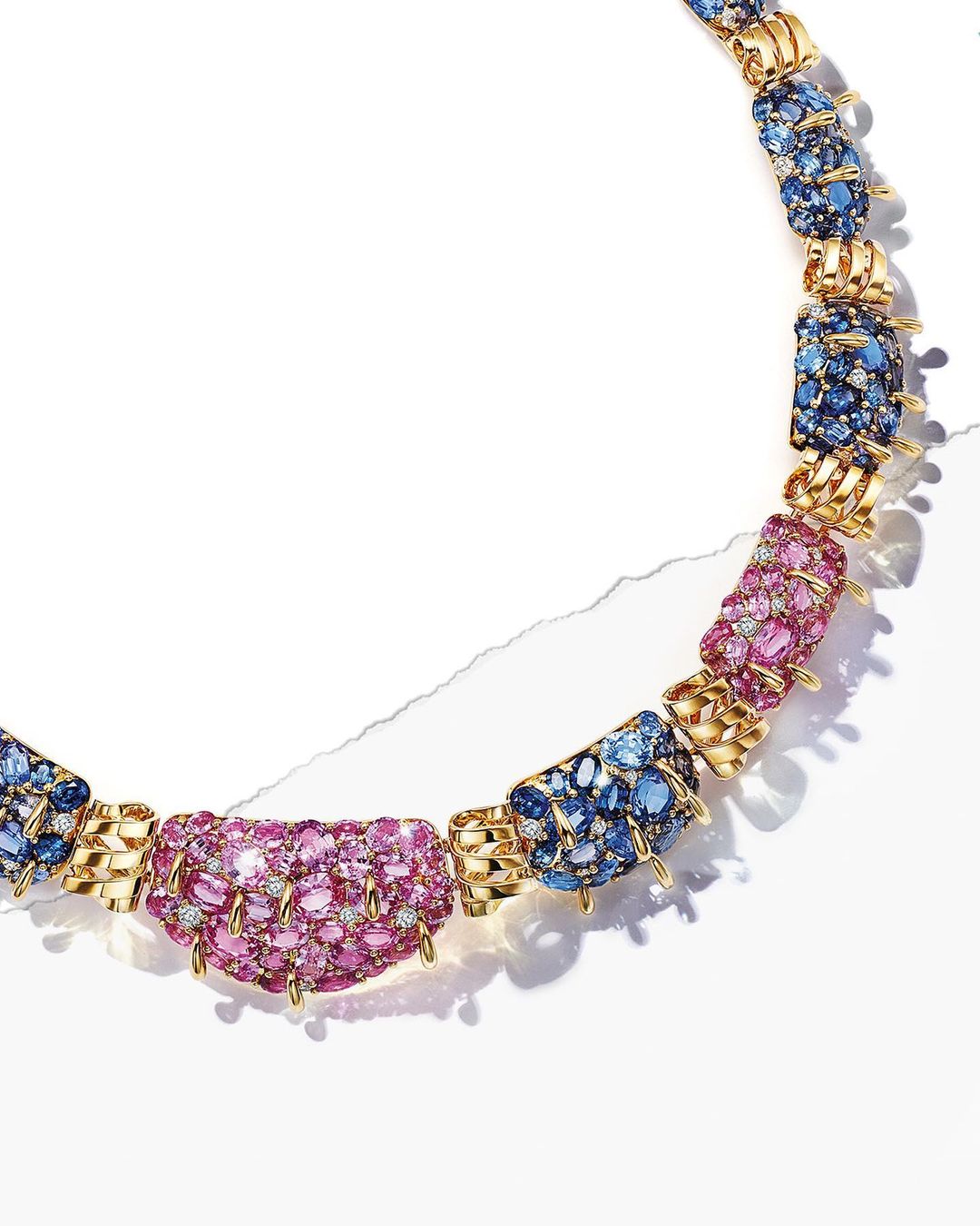 Collar de piedras preciosas