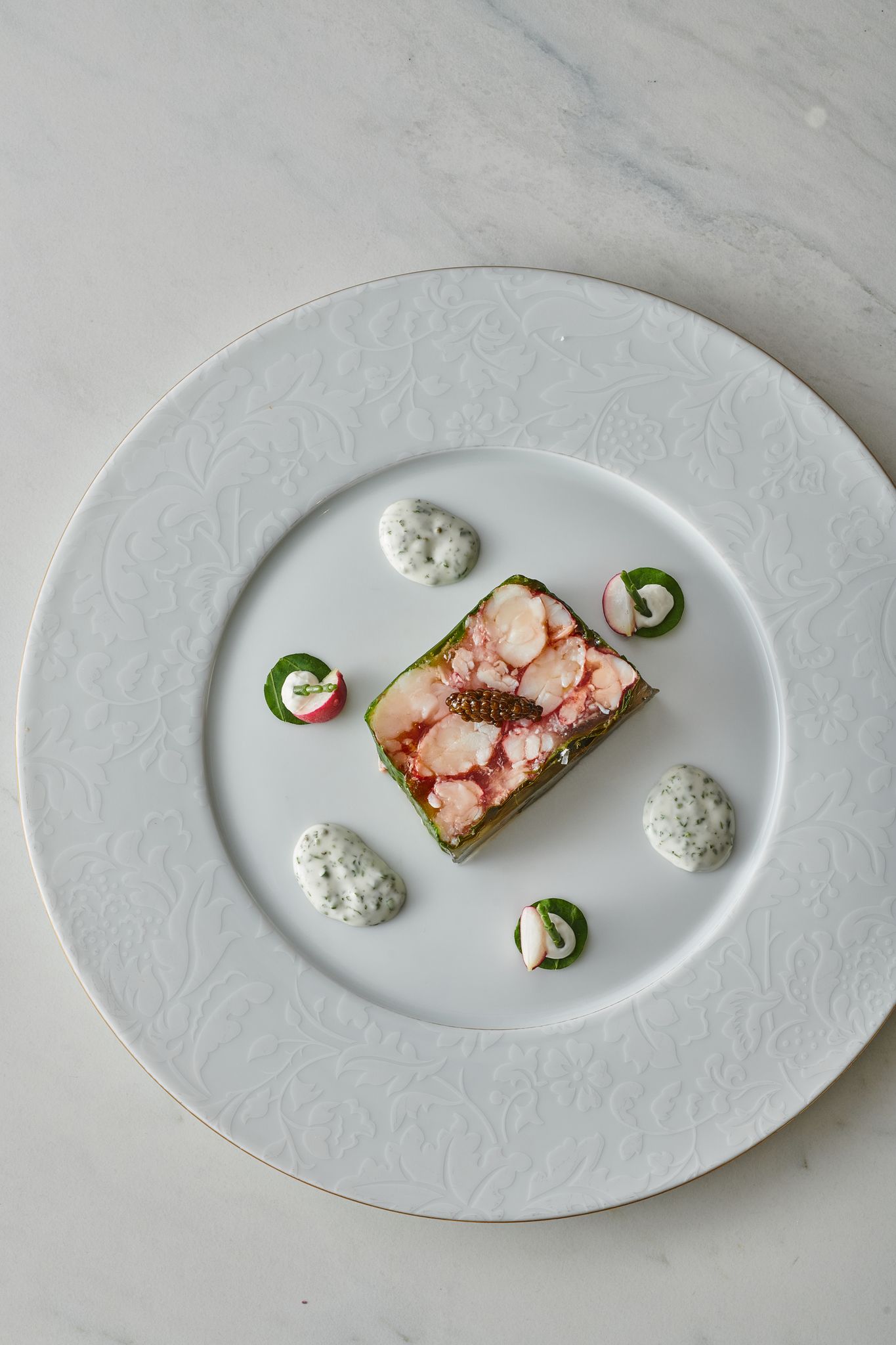 Bogavante con gelé de champagne y caviar / Foto: Saddle