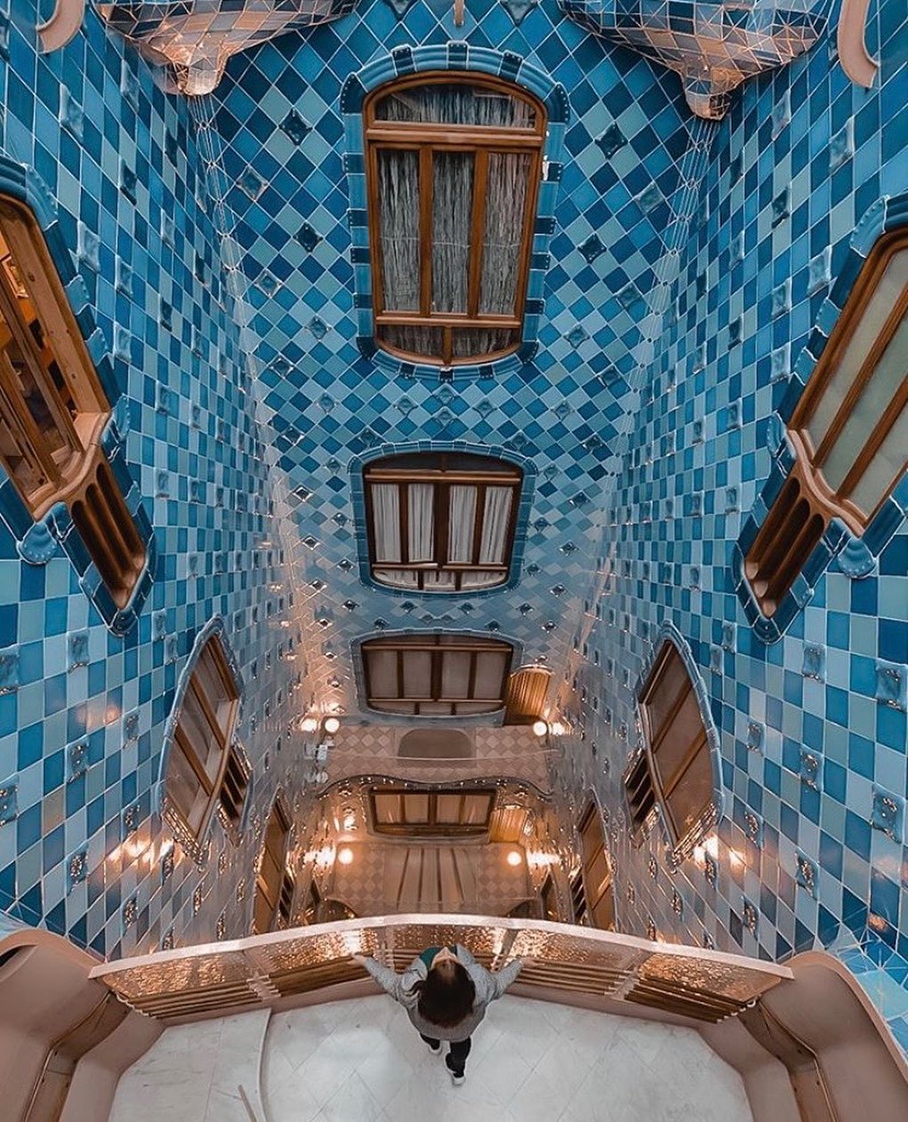 El patio de luces / Foto: @casabatllo