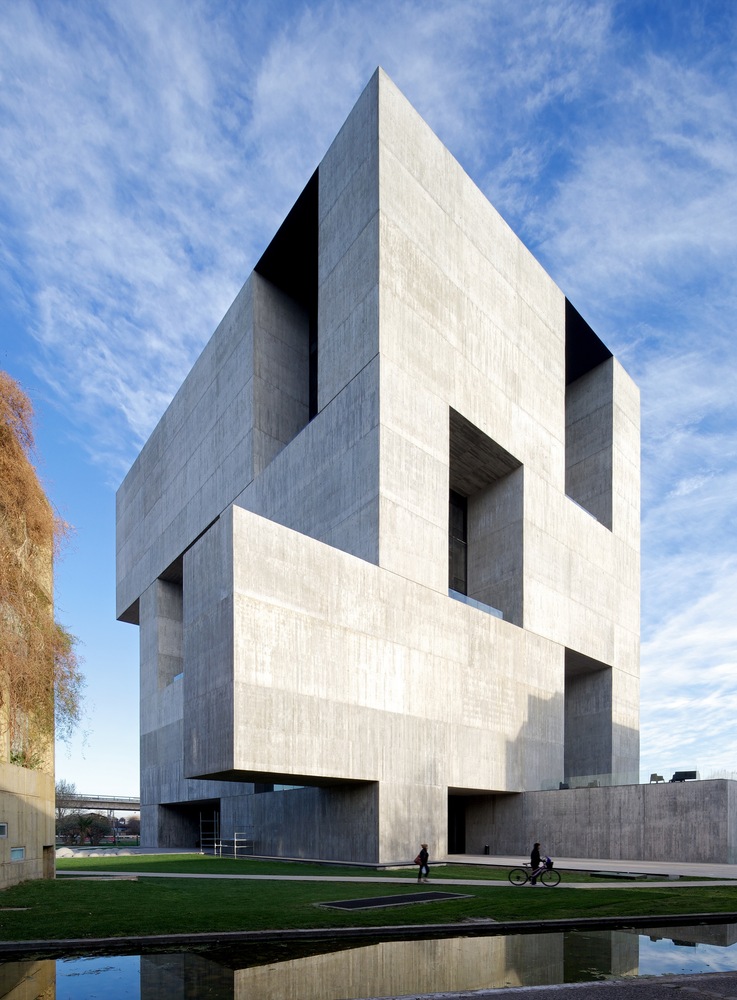 Centro de Innovaci&oacute;n UC De Alejandro Aravena