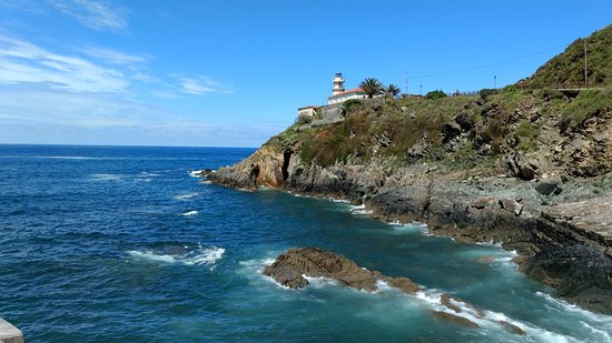 Faro de Cudillero (Asturias)