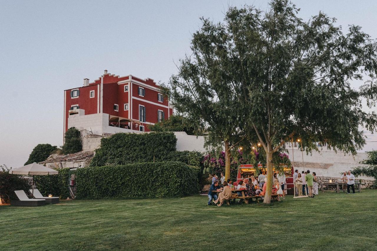 El hotel desde el jard&iacute;n / Foto: Son Granot