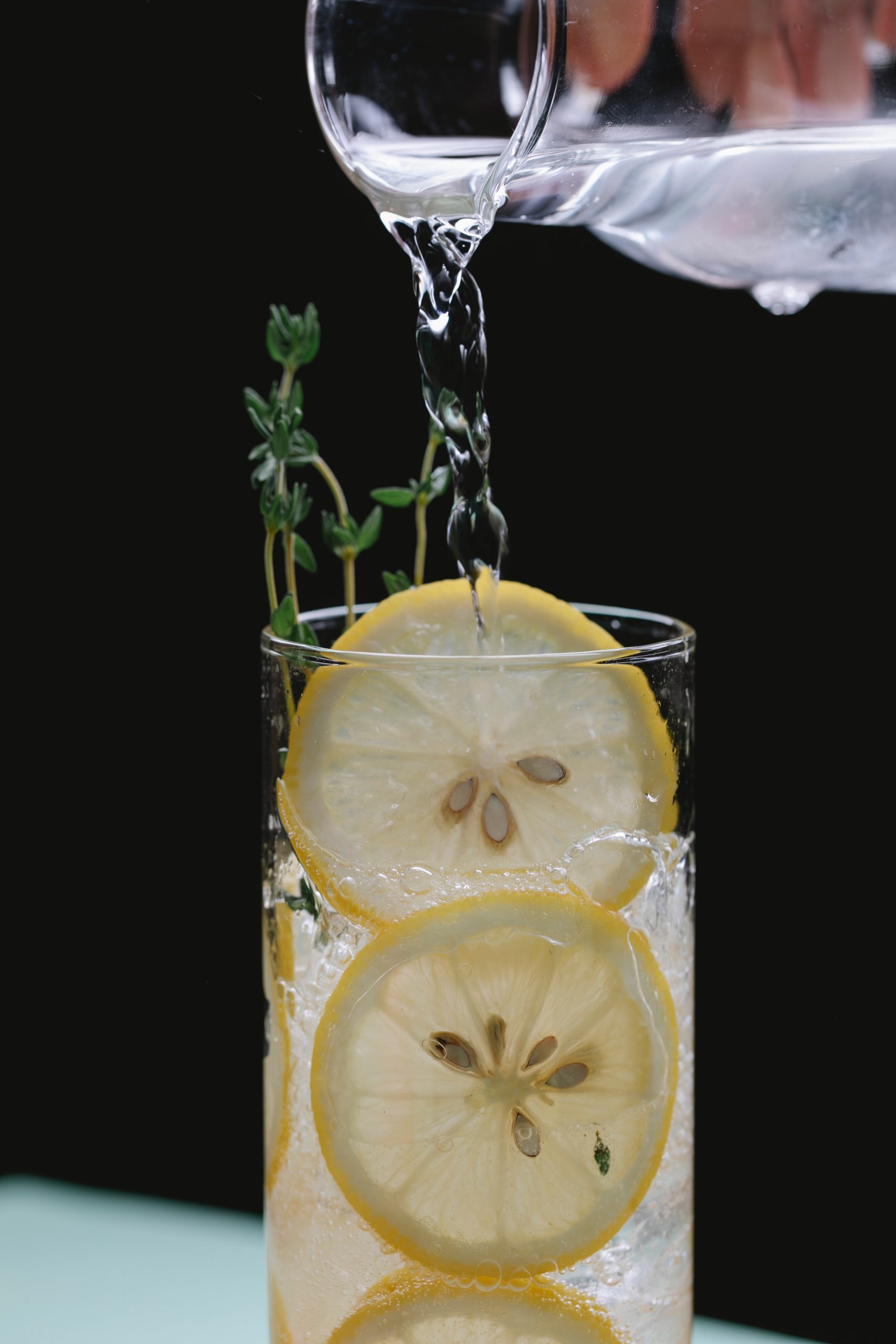 Agua con limón