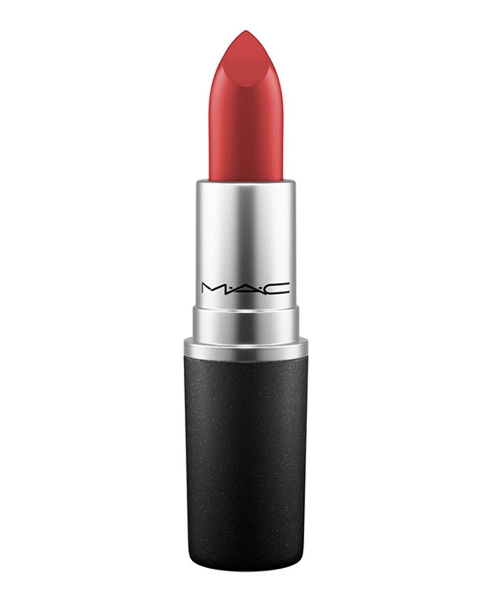 &nbsp;Amplified Lipstick en tono Dubonnet