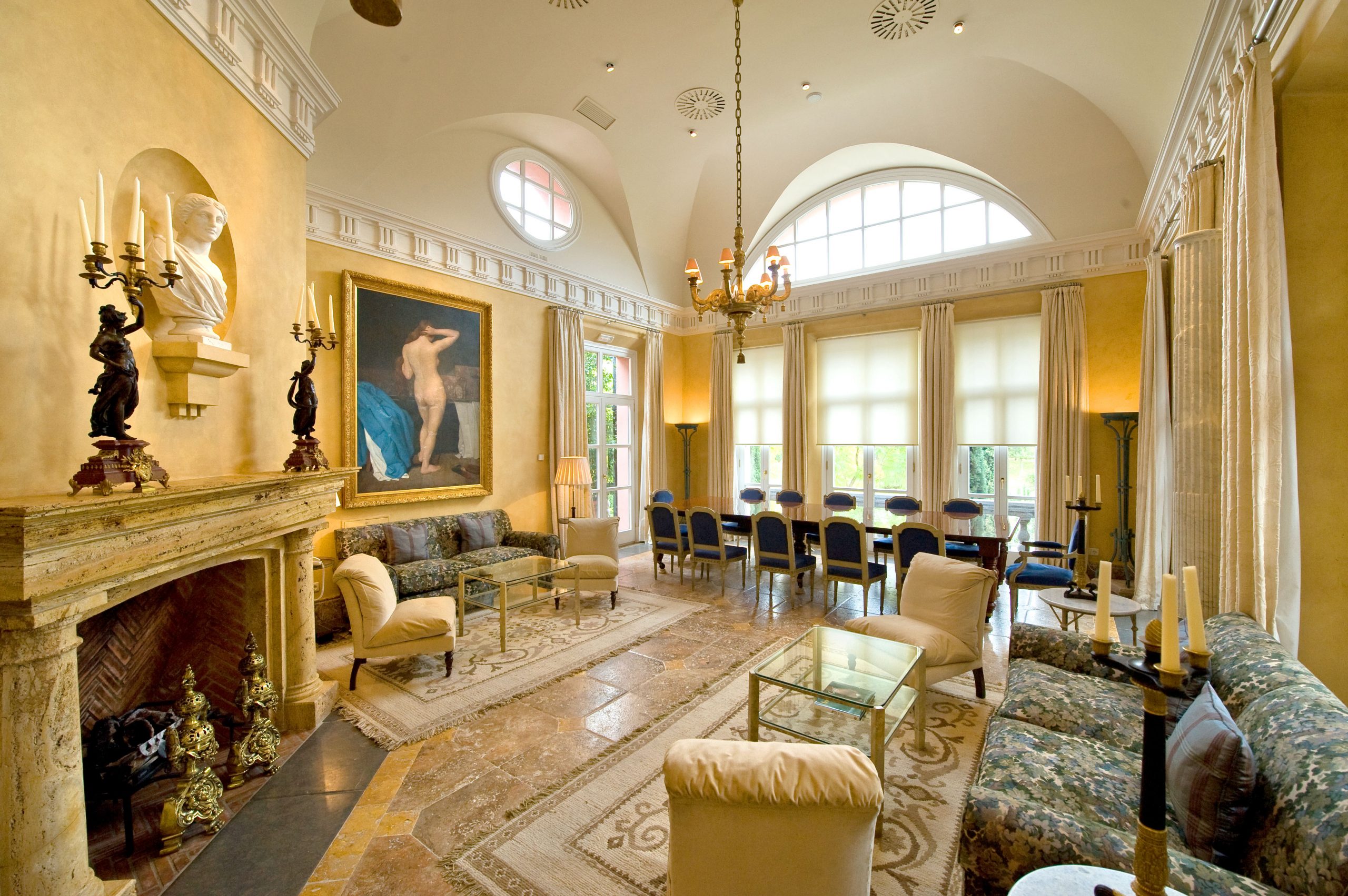 Sal&oacute;n / Anantara.