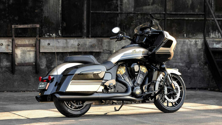 Challenger Dark Horse