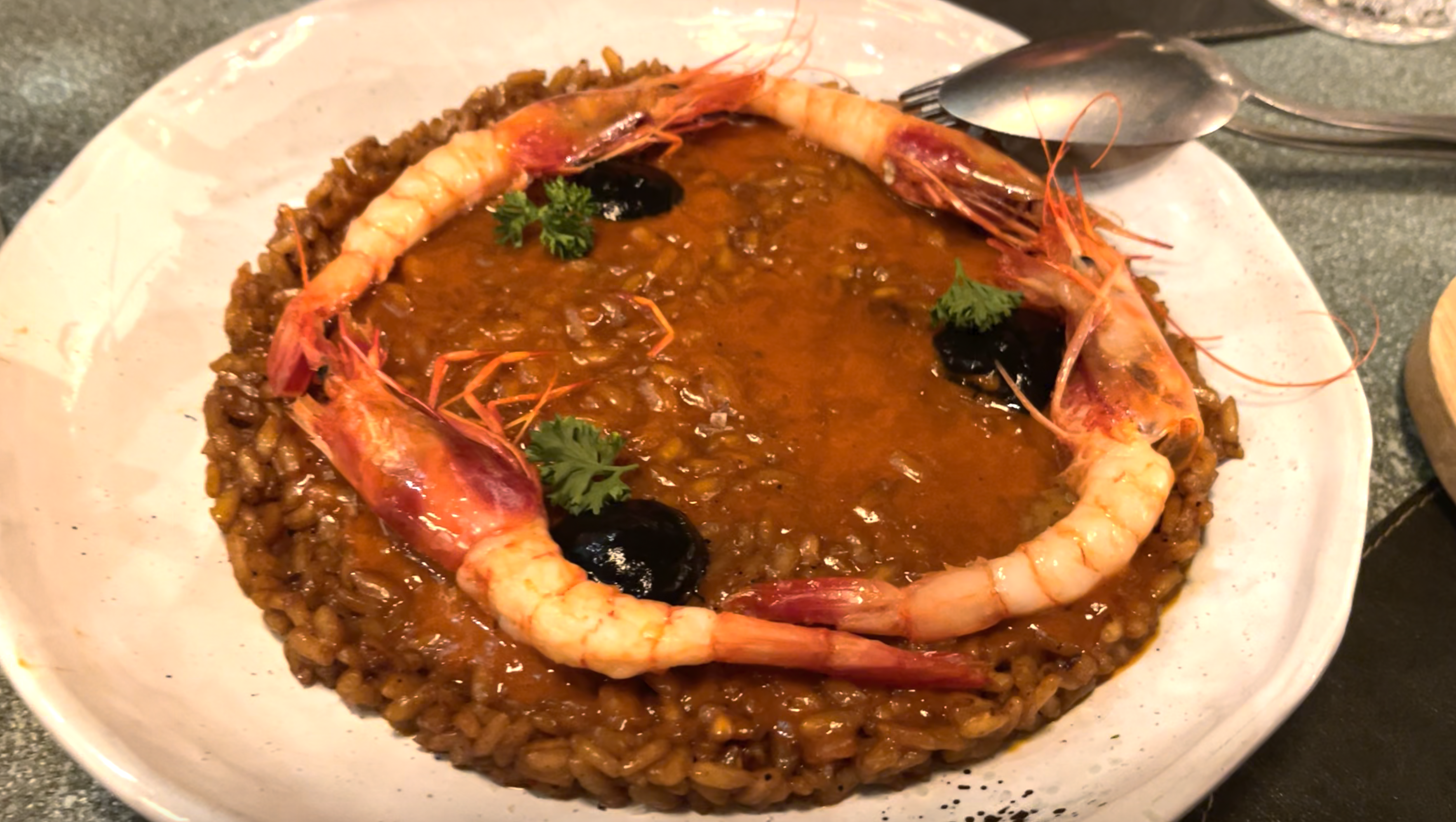 El arroz&nbsp; de salmorreta y gamba roja de la nueva carta de Pap&uacute;a/Foto: Fina Grosso