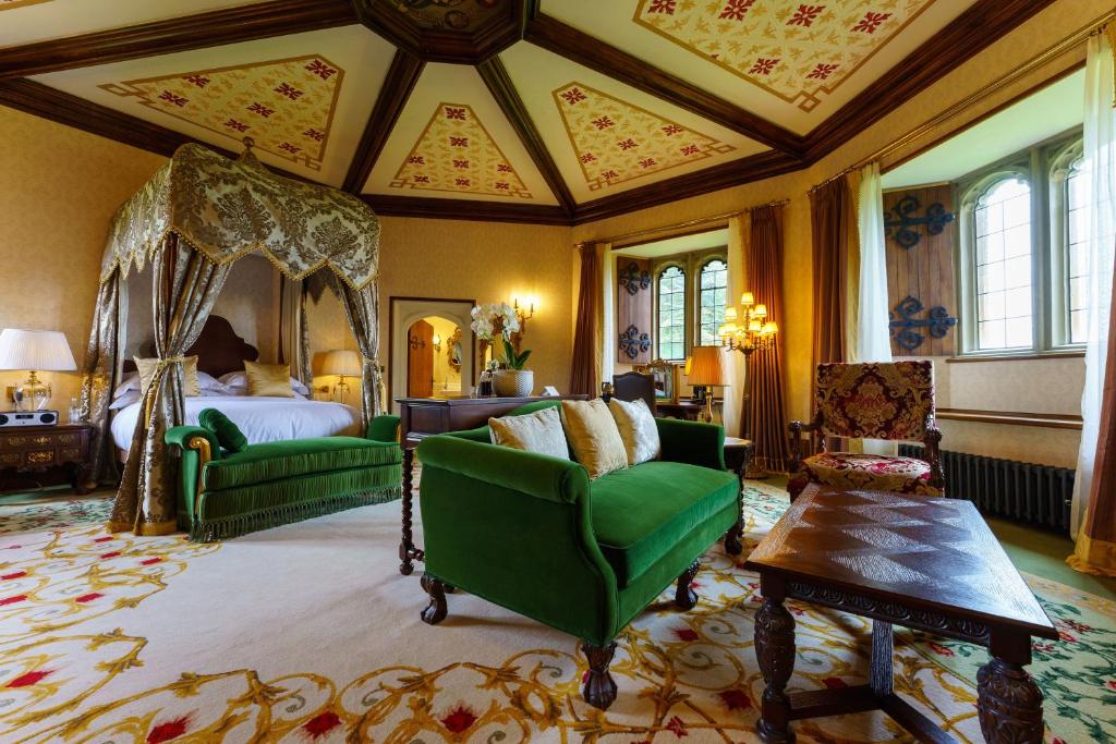 Thornbury Castle, Bristol