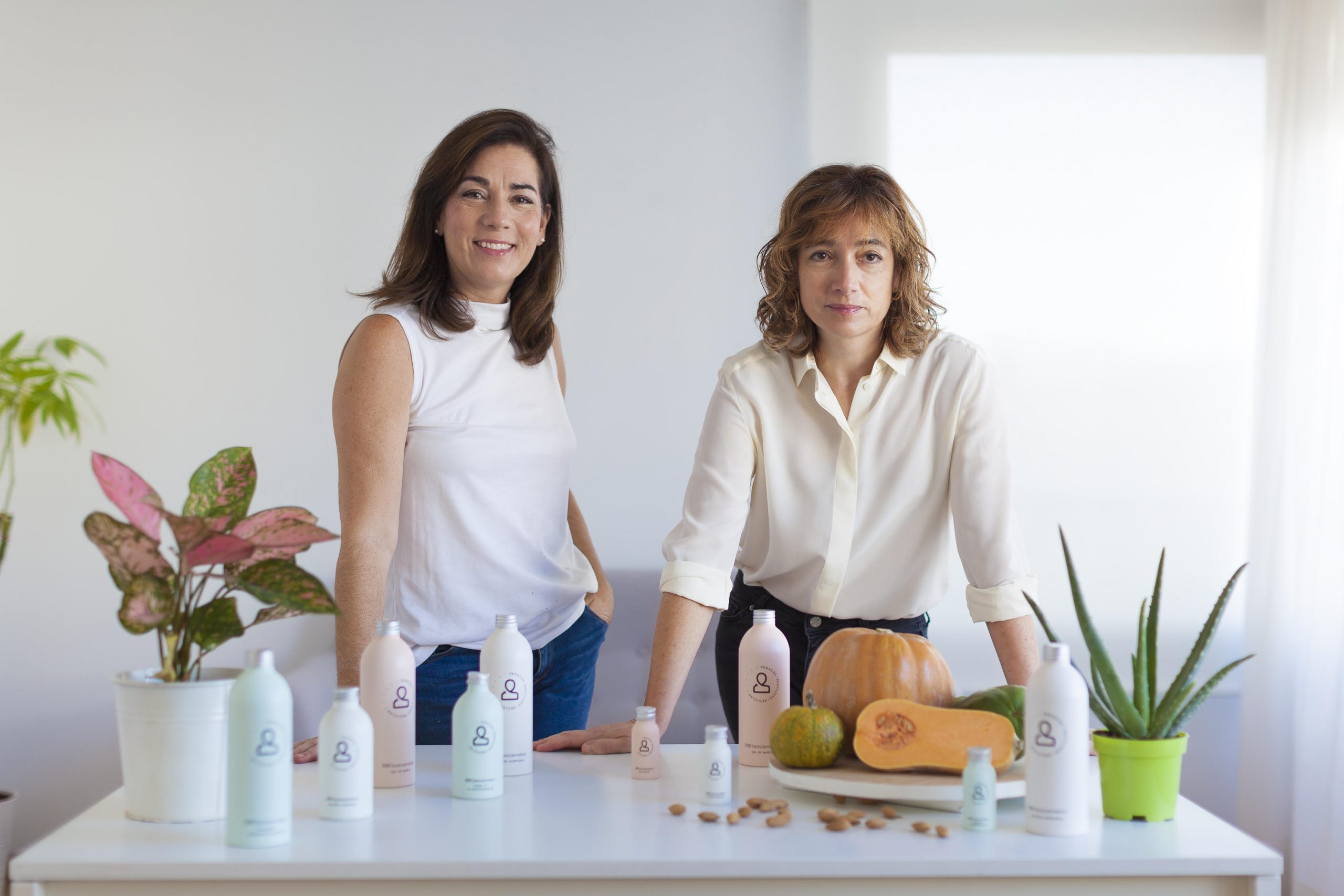 Ana y Vicky Ribalta, fundadoras de RRR'biocosmetic