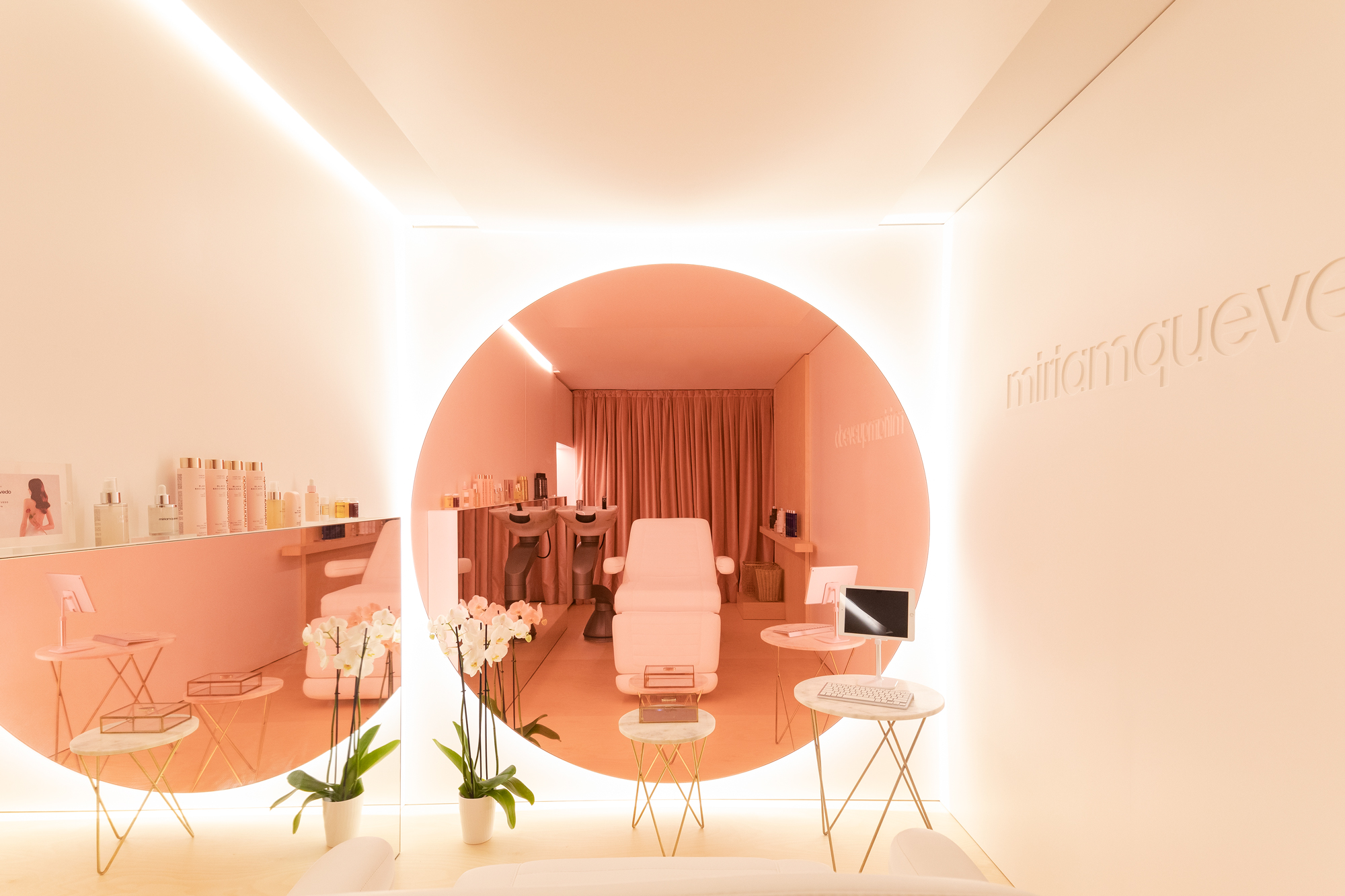 Hair Spa / Diana Fitzgerald