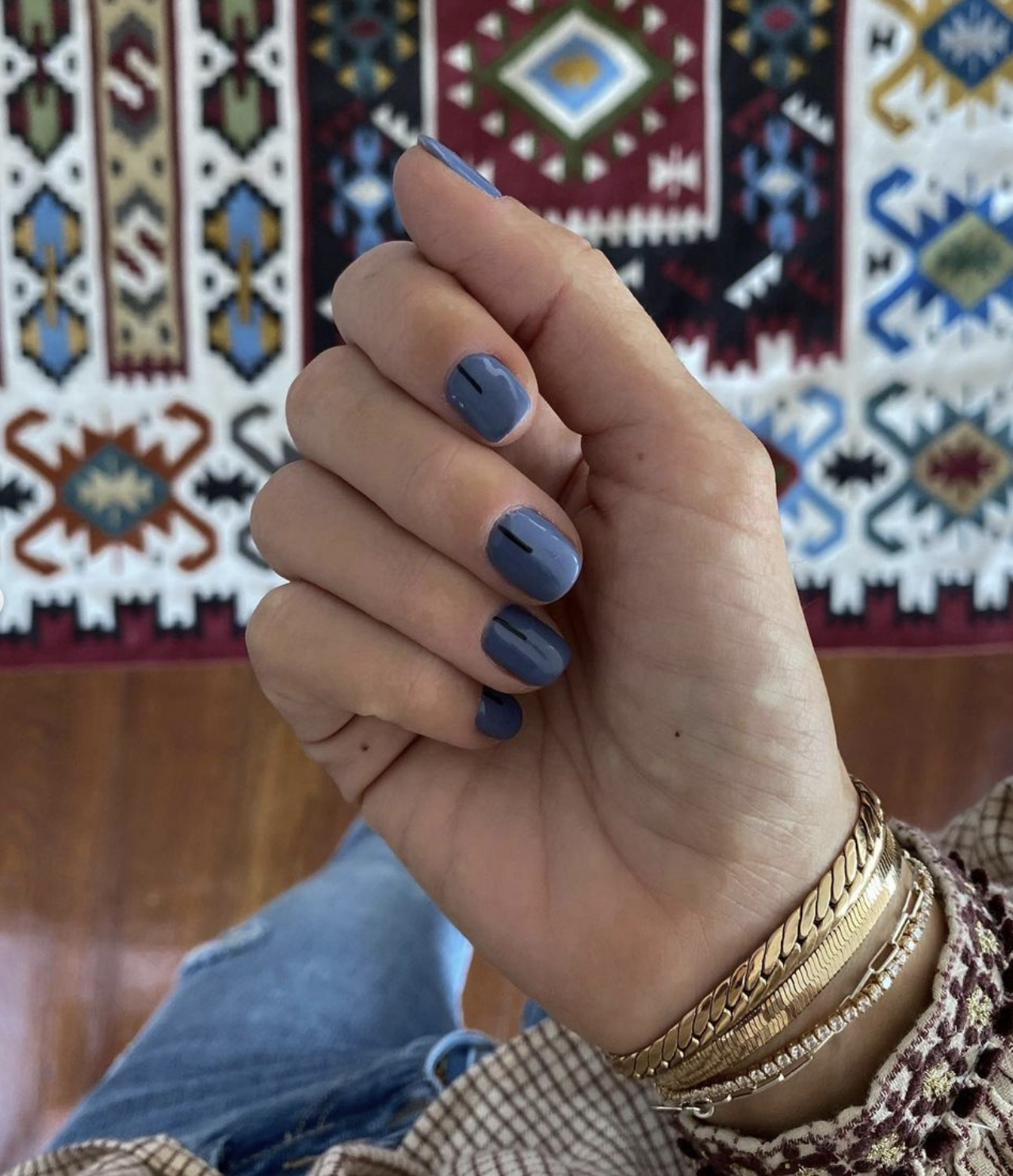 U&ntilde;as pintadas 