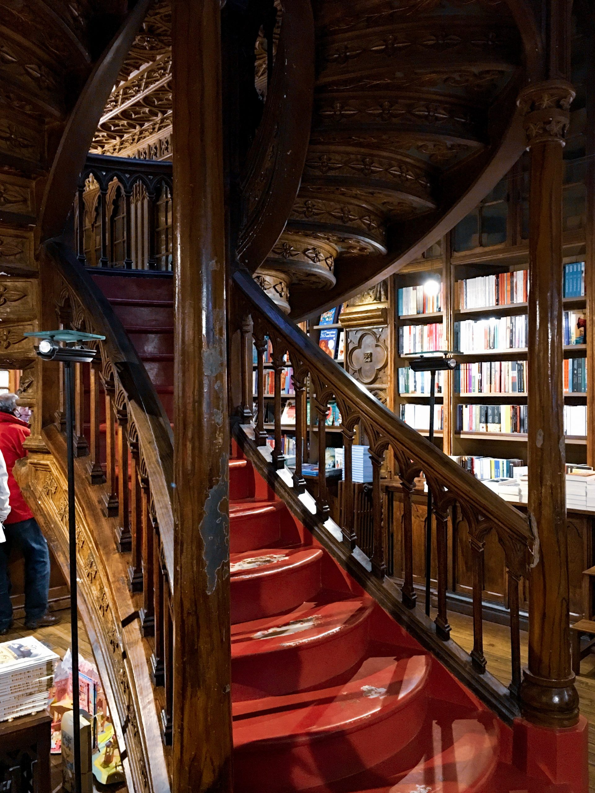 Las escaleras de la librer&iacute;a Lello/Foto: Unsplash