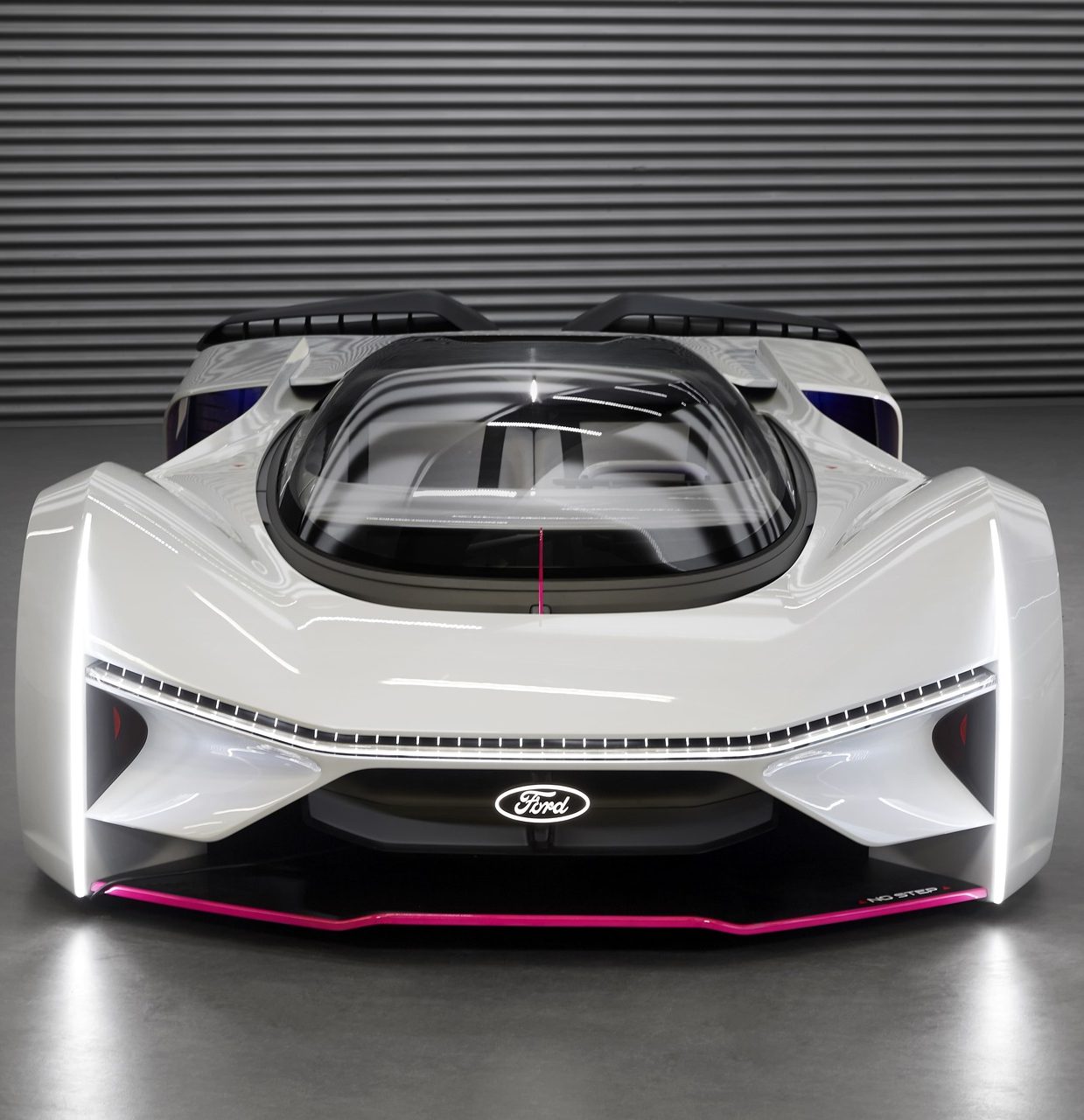 P1 coche de competici&oacute;n virtual
