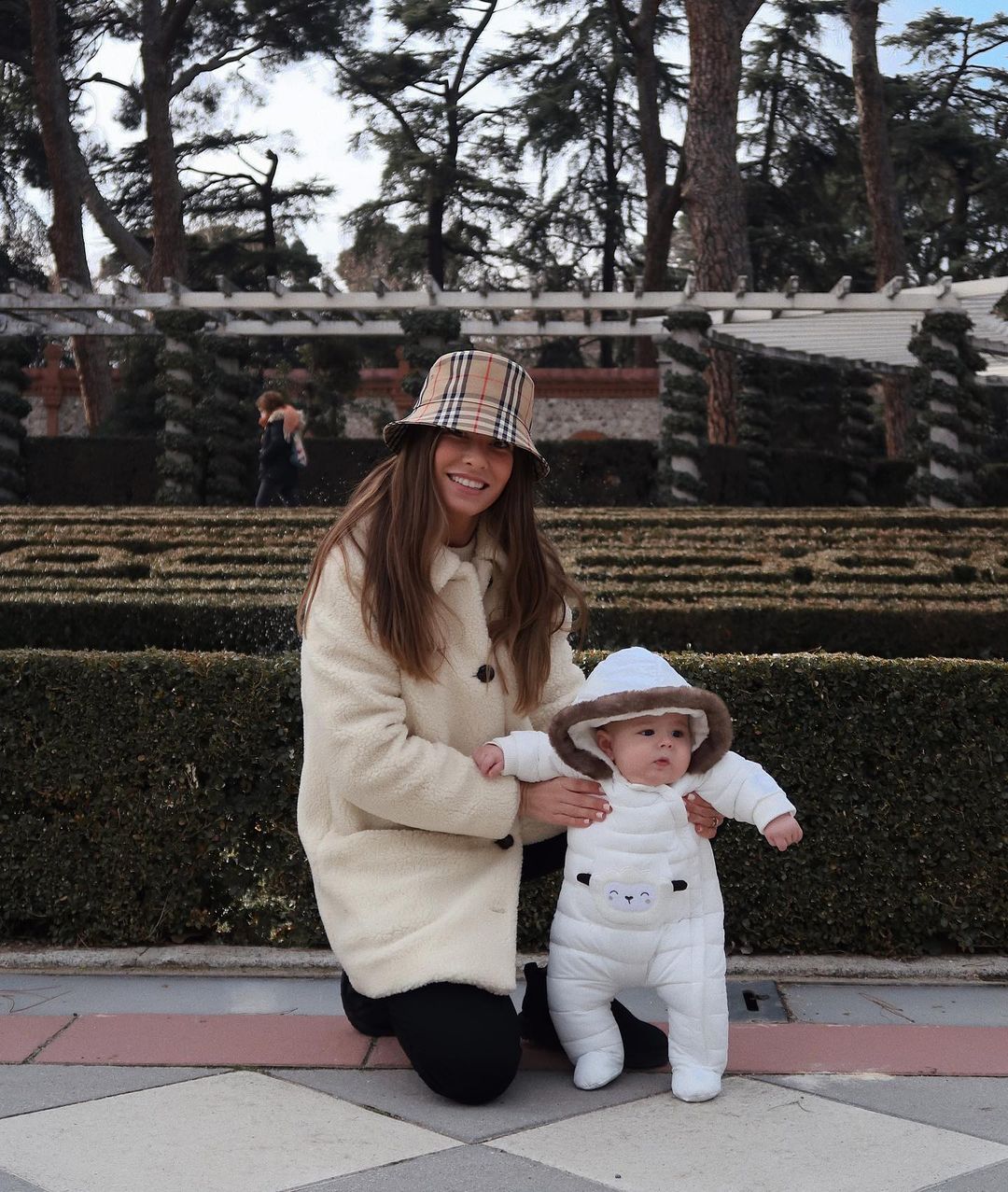 Marta Carriedo y su hijo