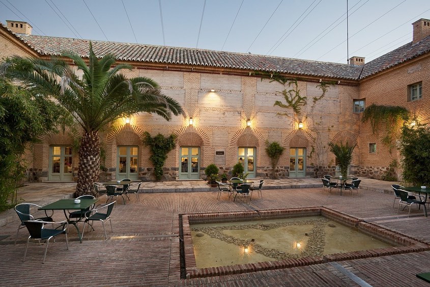 Paradores