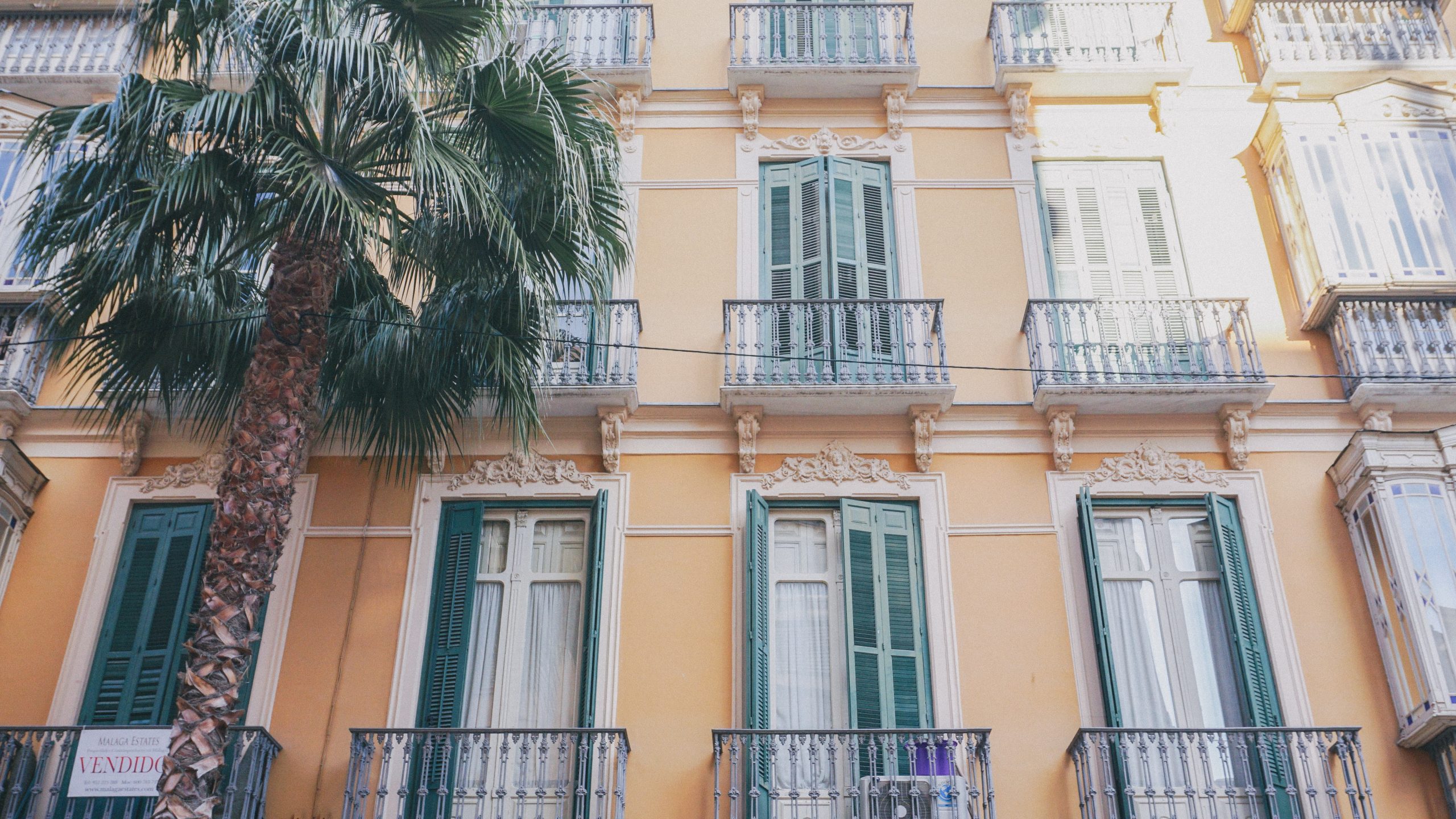 Fachada de un edificio de Málaga