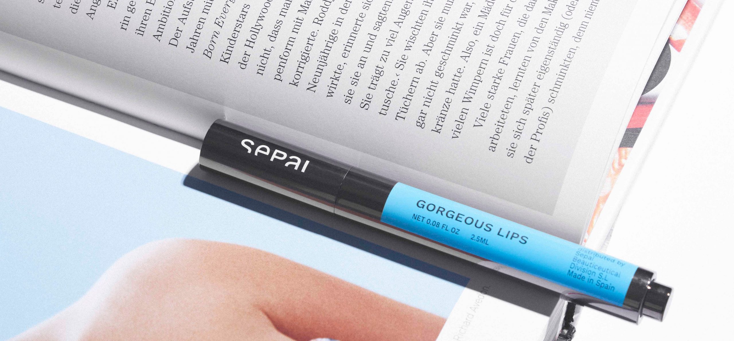 Producto para los labios con ácido hialurónico