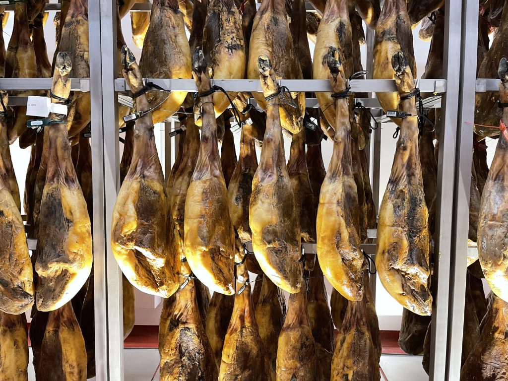 Secadero de jam&oacute;n ib&eacute;rico en Essentia