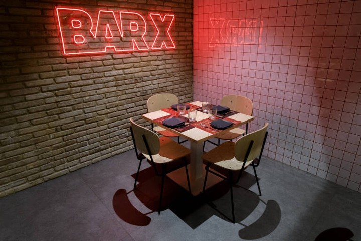 Bar X