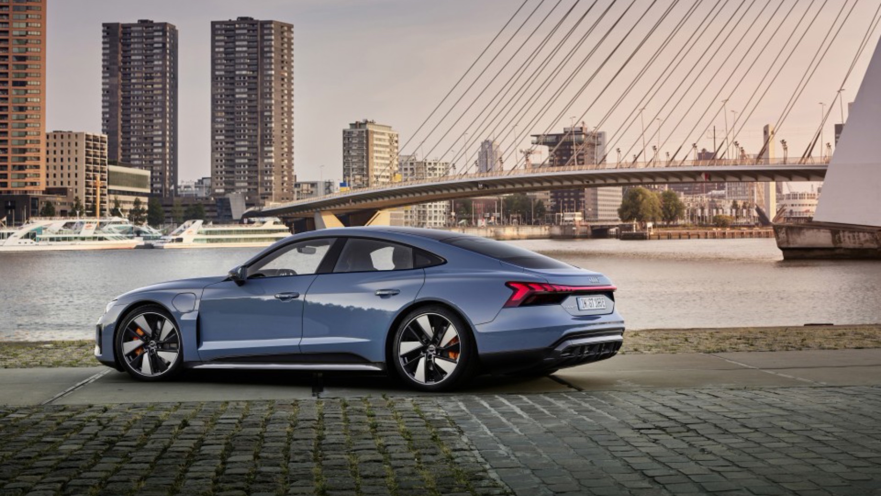Audi e-tron GT quattro