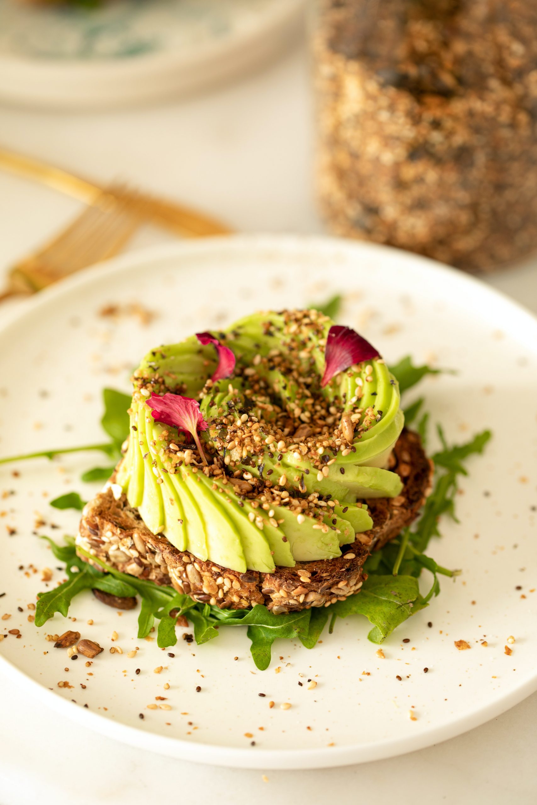 Tostada con aguacate