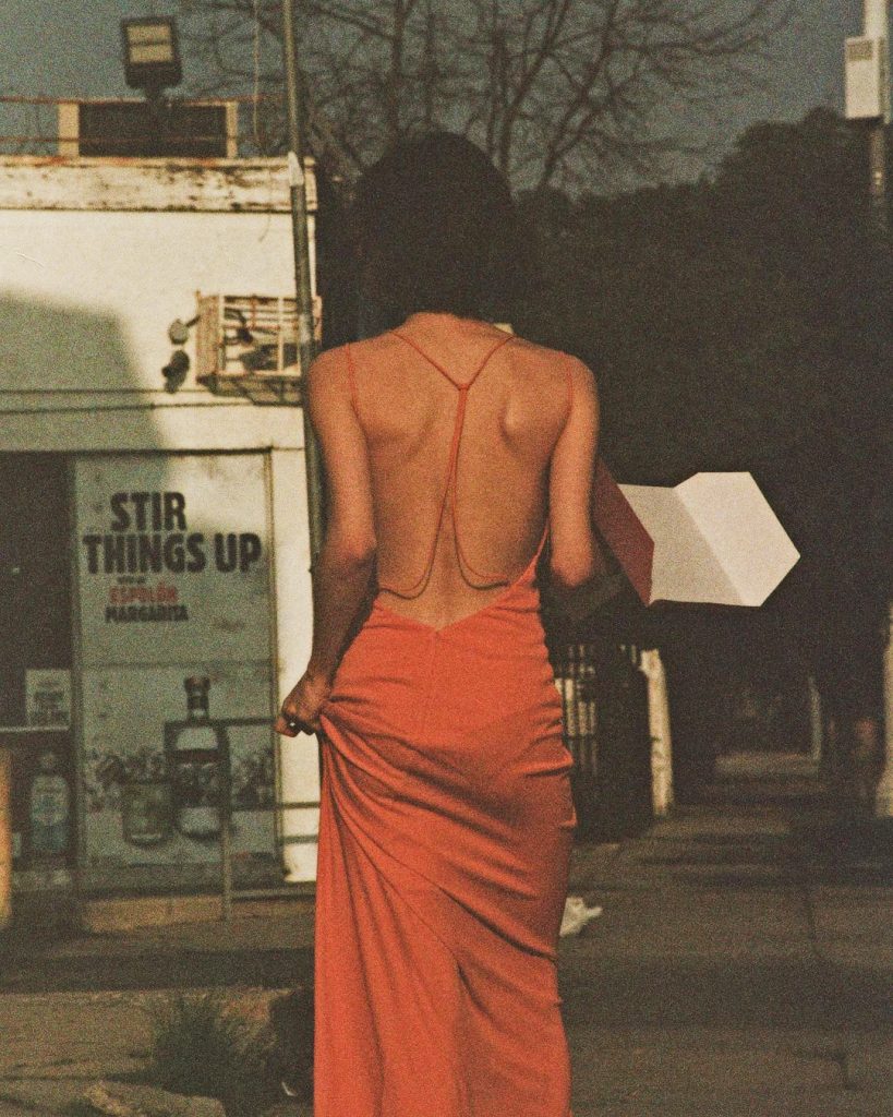 Vestido rojo primavera-verano Victoria Beckham