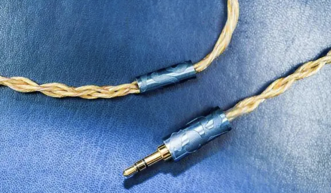 Auriculares joya de QDC