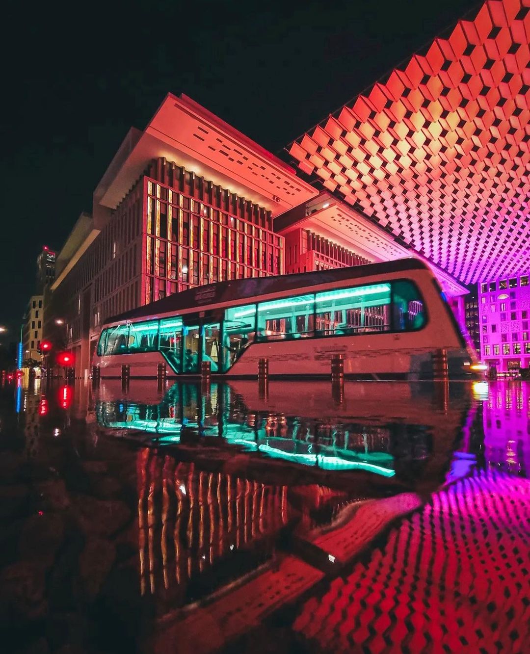 El tranv&iacute;a el&eacute;ctrico de Mshereib