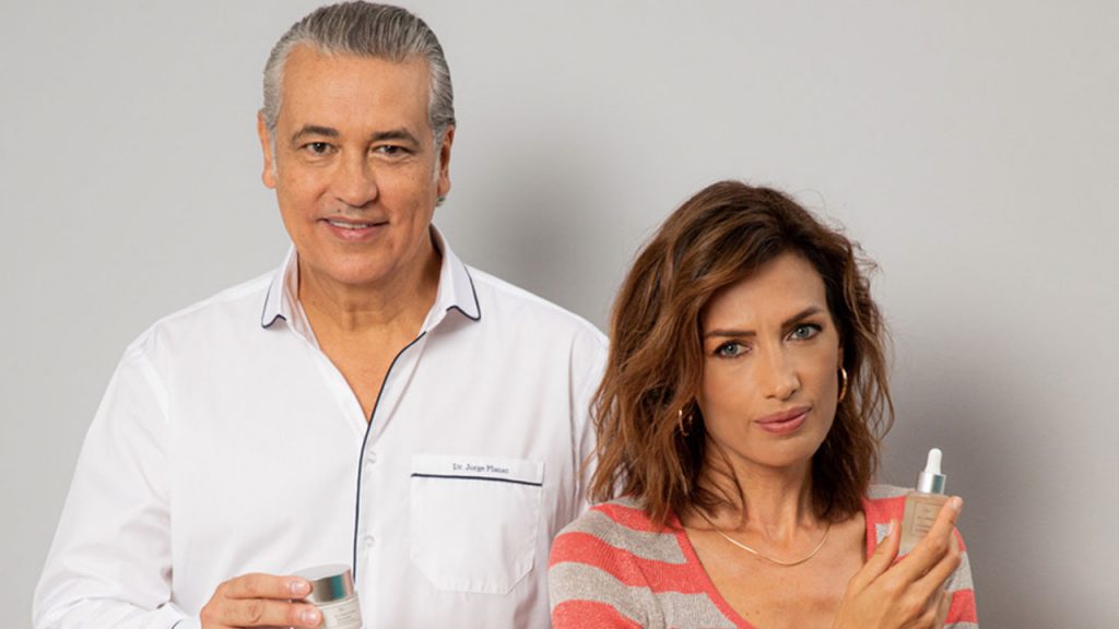 Nieves &Aacute;lvarez y el Dr. Planas