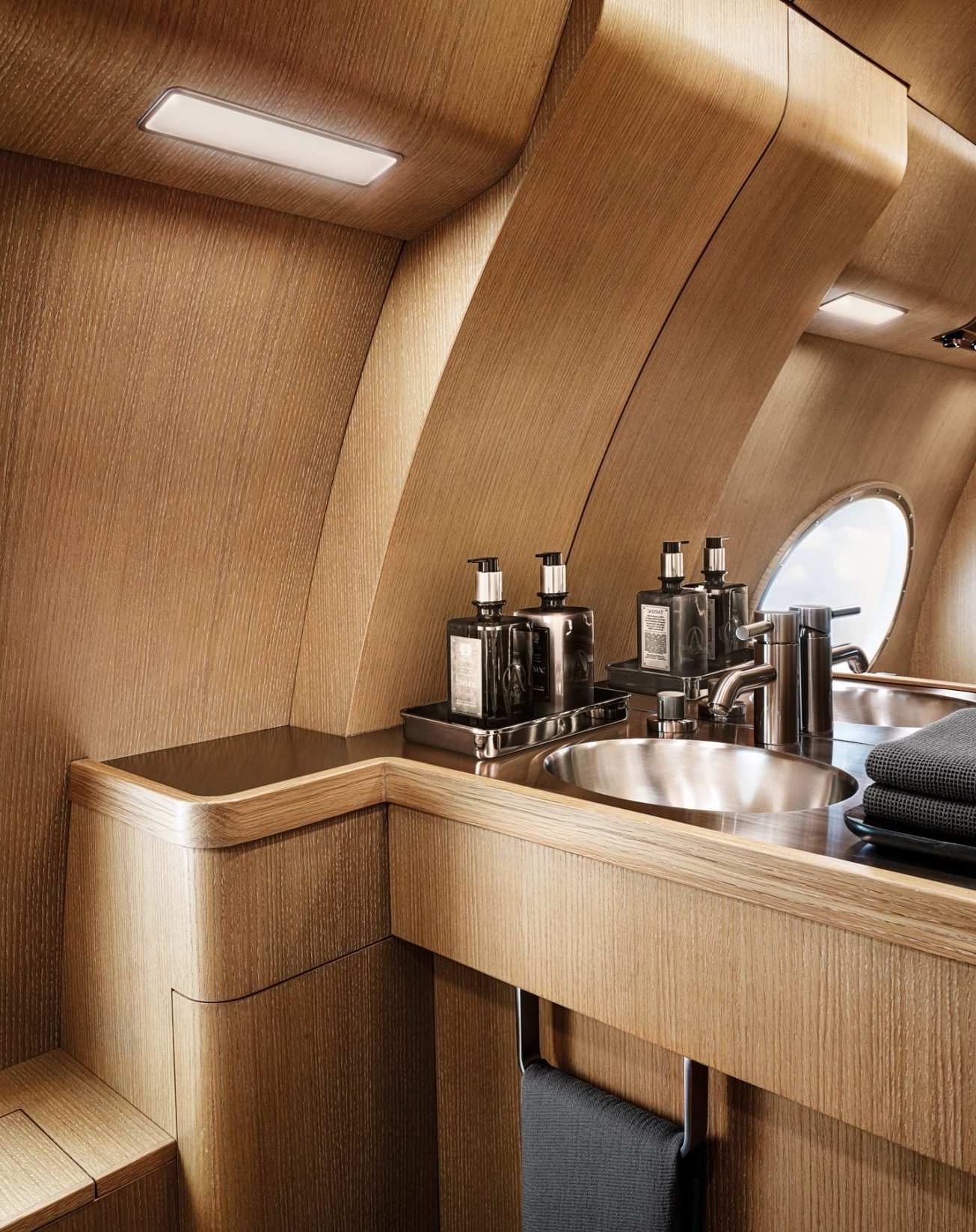 Interior RH One