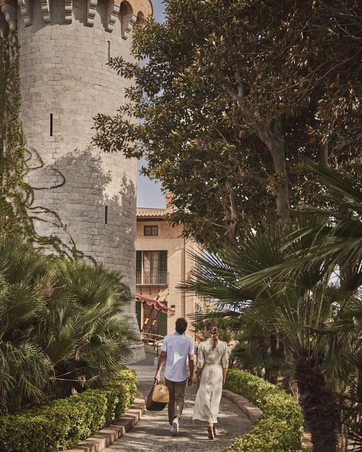 Pasear por el Castillo Son Vida