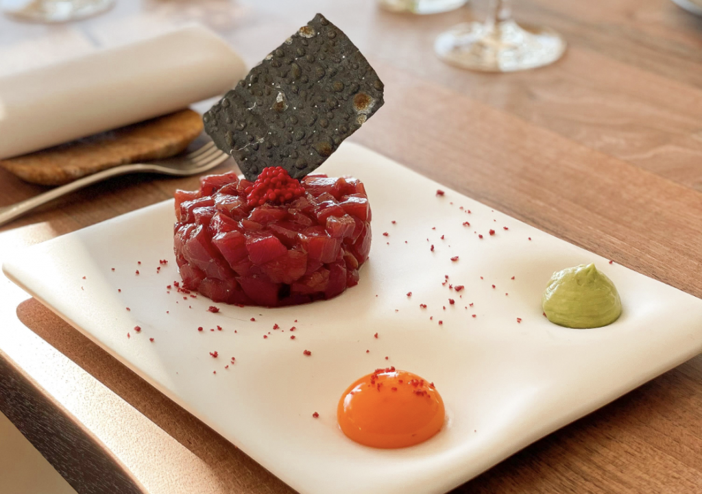 Tartar de atún en Commodore