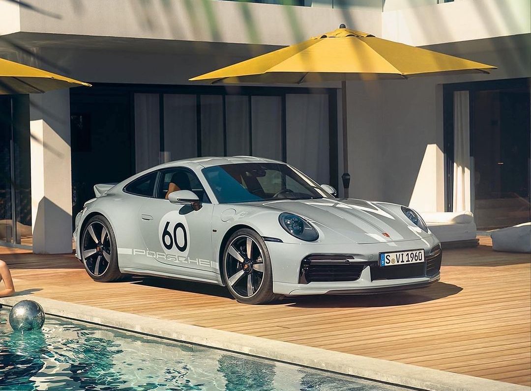 Porsche 911