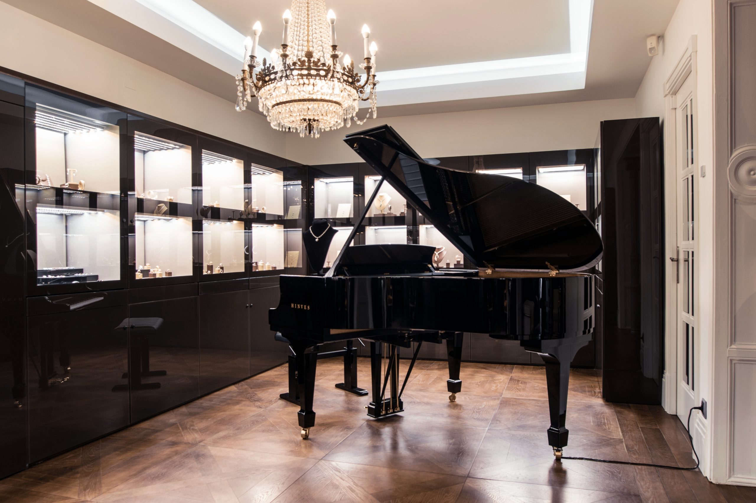 Piano HINVES