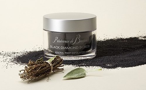 &lsquo;Le black diamond scrub&rsquo;