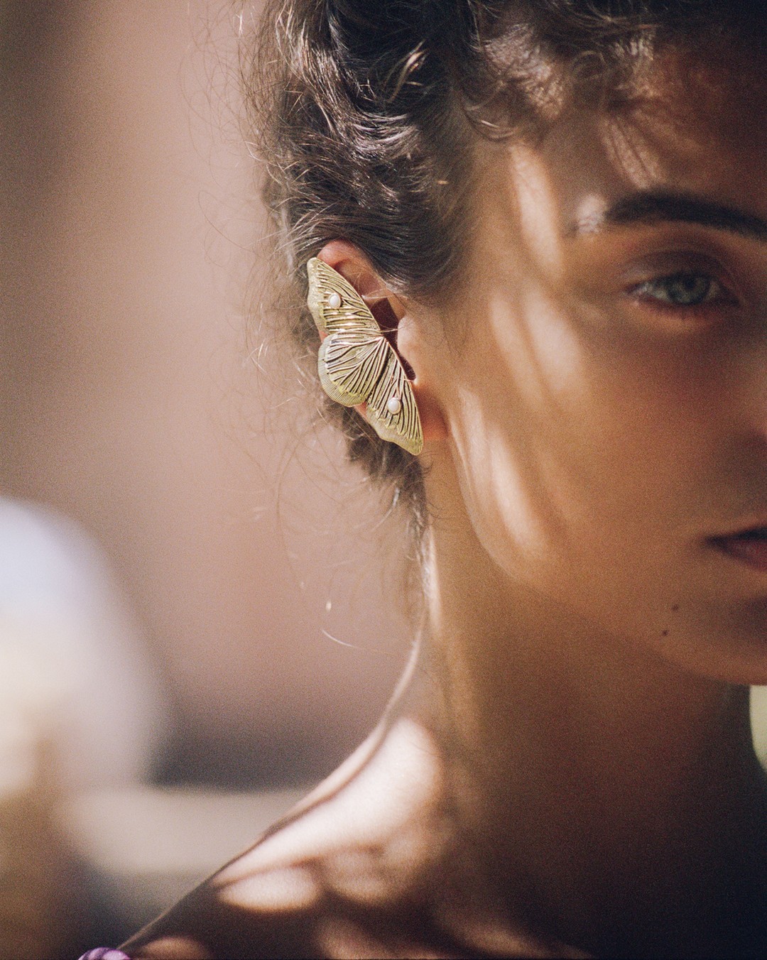 Modelo con joyas de Aur&eacute;lie Biedermann