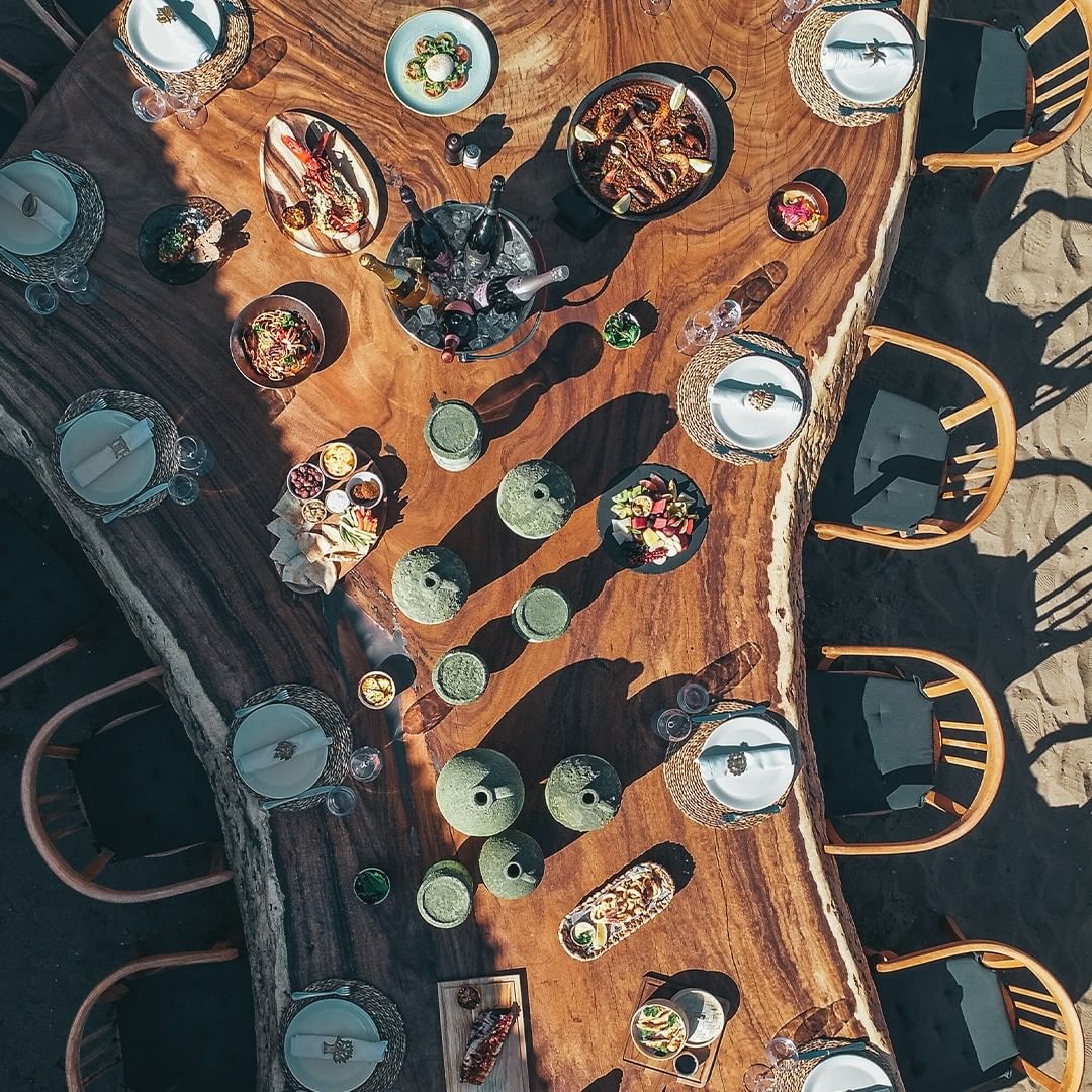 Mesa para cenar en La Plage Casanis