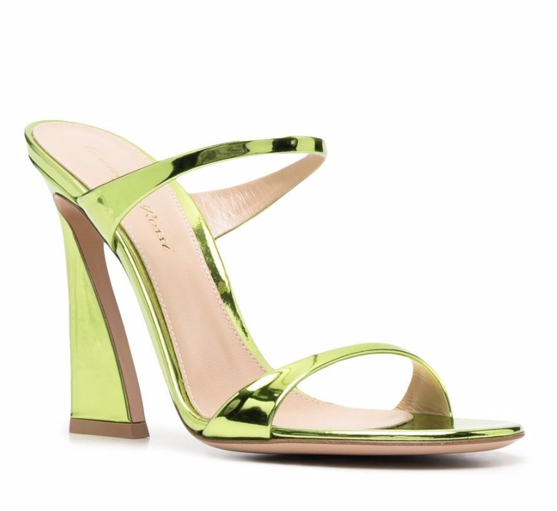 Sandalias