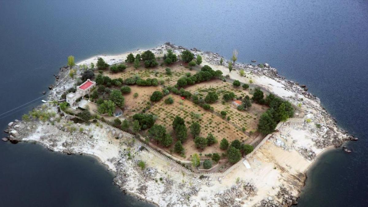 Isla del Burguillo, &Aacute;vila