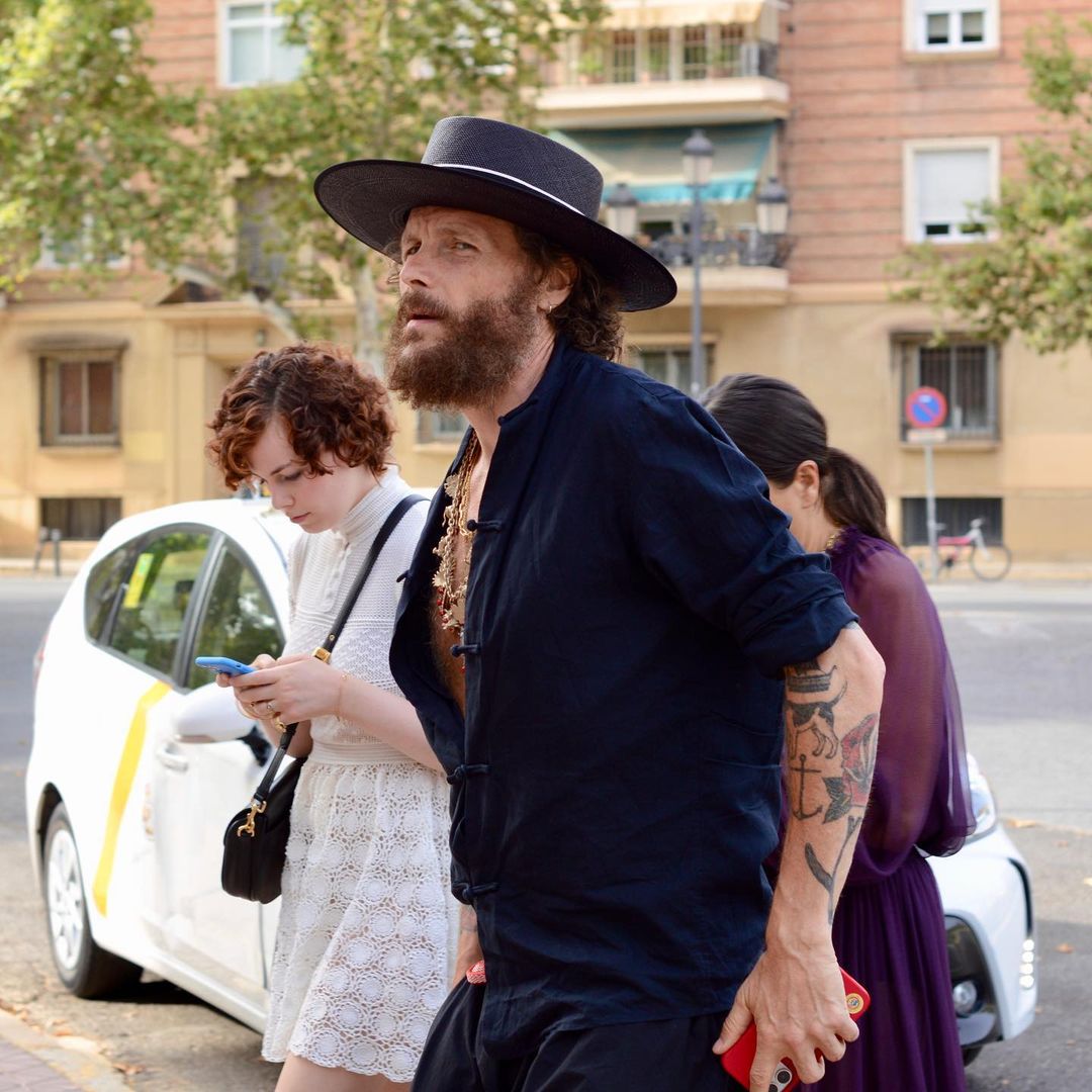 Jovanotti con sombrero de Fern&aacute;ndez y Roche