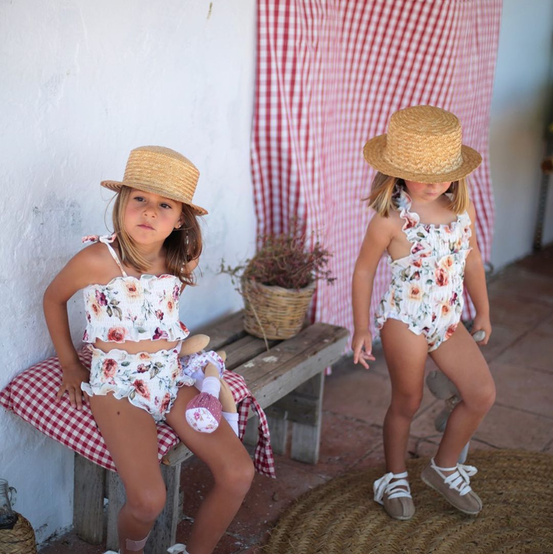 trajes de baño niña