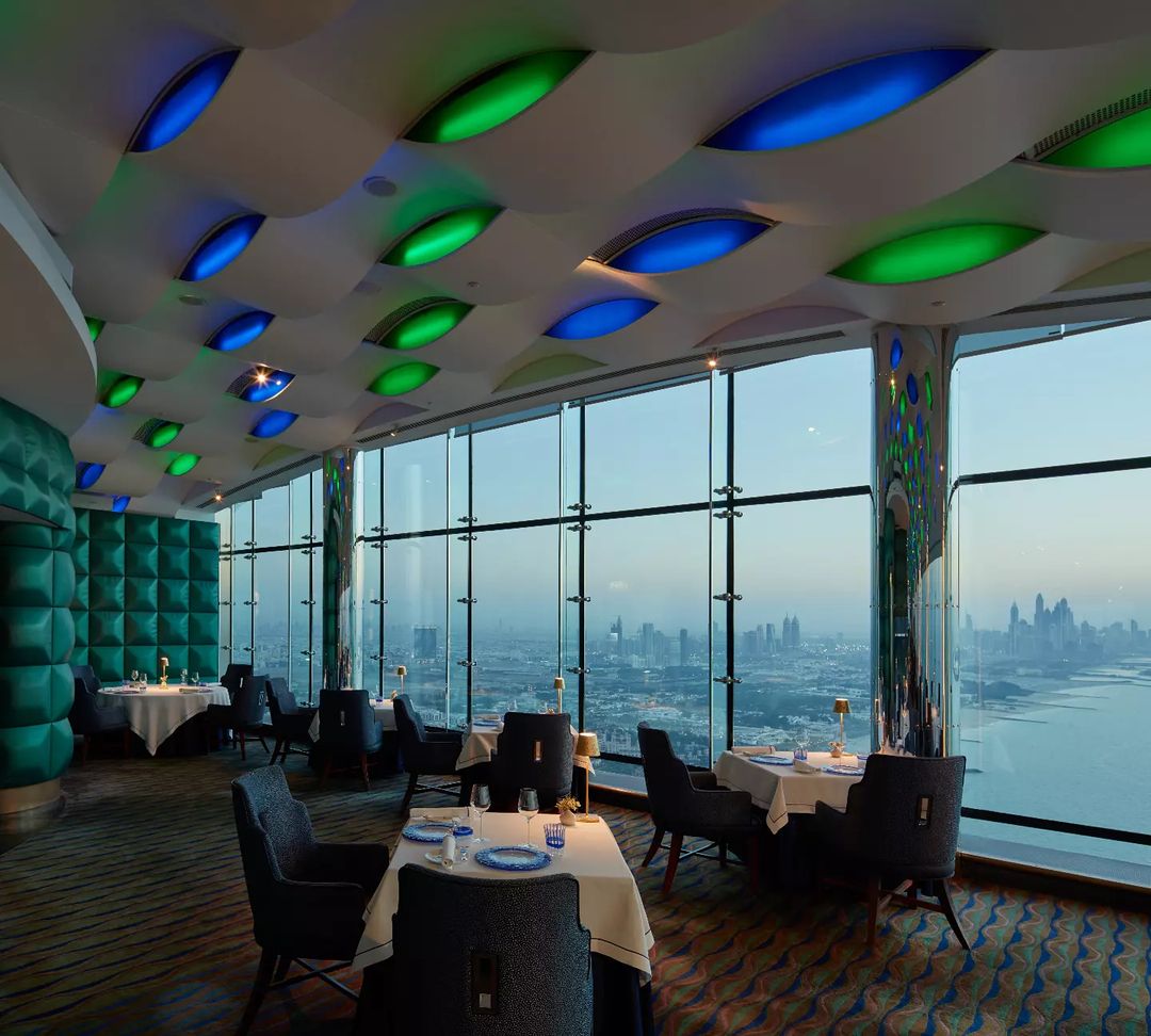 El interior de Almuntaha Dubai