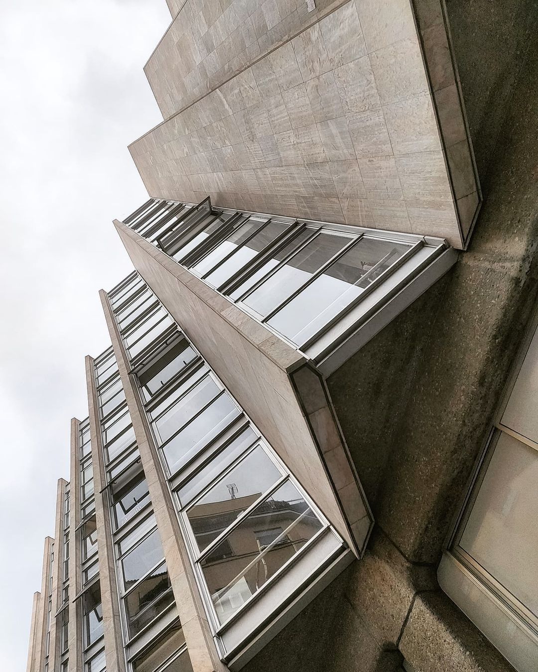 Edificio en O'Donnell de Estudio Lamela
